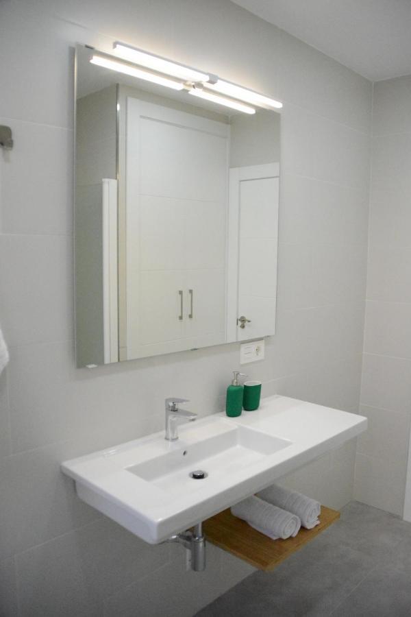 Luminoso Y Moderno Apartamento En El Centro Гранада Екстериор снимка