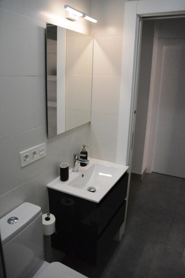 Luminoso Y Moderno Apartamento En El Centro Гранада Екстериор снимка